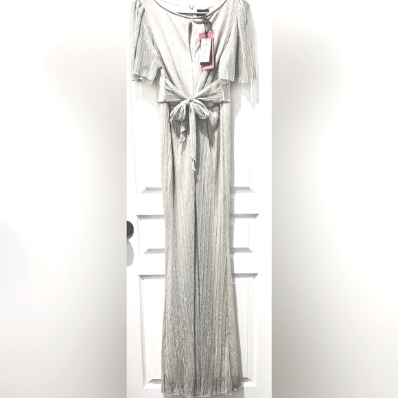 NWT Adrianna Papell Front Ties Textured Metallic Gown Front Keyhole in Stardust - Picture 2 of 10